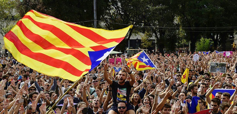 Catalogne: quels scénarios après le référendum?