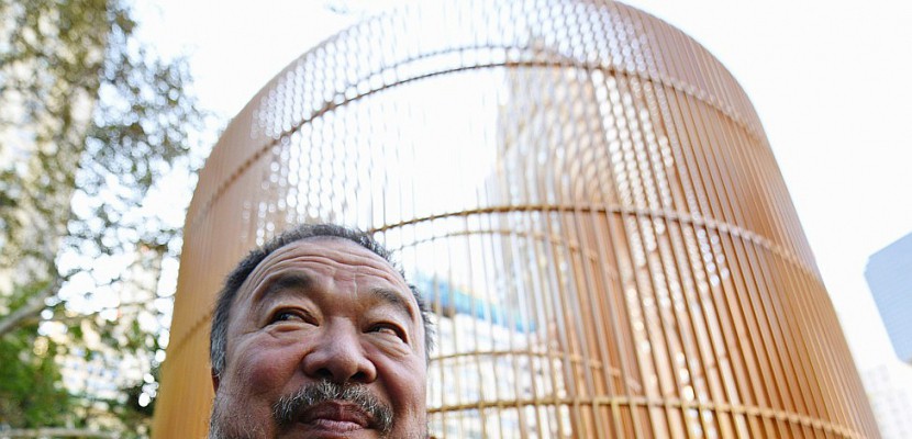 Cage dorée sous Trump Tower: Ai Weiwei honore New York, fief pro-migrant