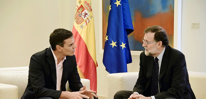 Catalogne: gouvernement et opposition espagnols étudieront une réforme de la Constitution