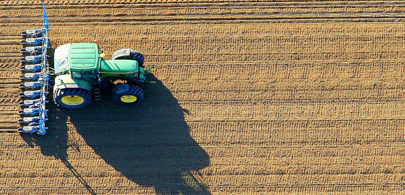 Macron annonce une loi pour mieux rémunérer les agriculteurs