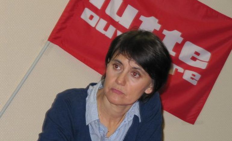 Lutte ouvrière : Nathalie Arthaud en campagne à Caen