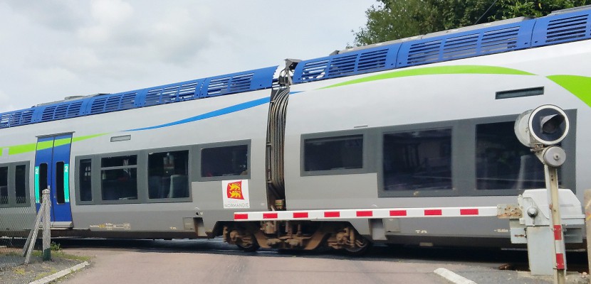 Bonneville-sur-Touques. Voiture percutée par un train près de Deauville : trois morts