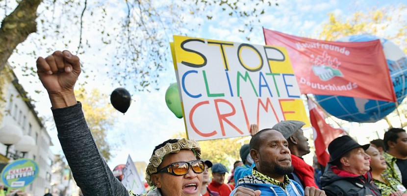 Avant la COP climat, une manifestation pour plus d'action contre le réchauffement