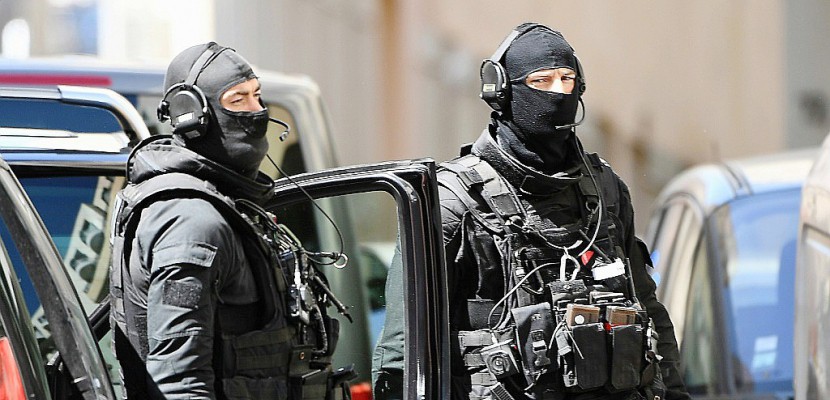 Opération antiterroriste: 10 interpellations en France et en Suisse