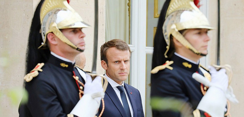 Macron: 6 mois de réformes au pas de charge et un style autoritaire