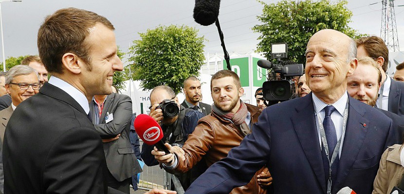Européennes: Juppé tend la main à Macron sans convaincre au sein de LR