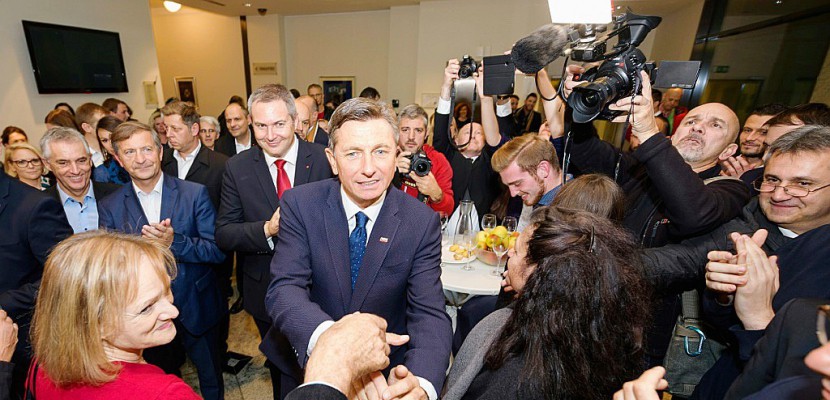 Slovénie: réélection du "président Instagram" Borut Pahor