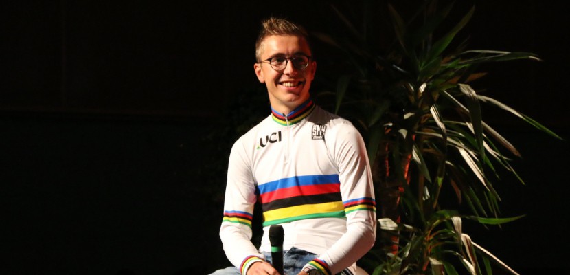 Cherbourg. Cyclisme : Le champion du monde espoirs Benoît Cosnefroy honoré dans sa Normandie natale