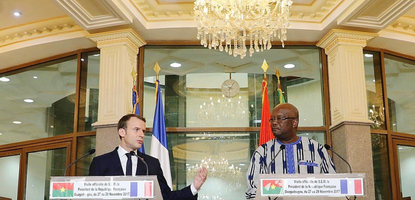 Assassinat de Sankara: Macron promet de "déclassifier" tous les documents