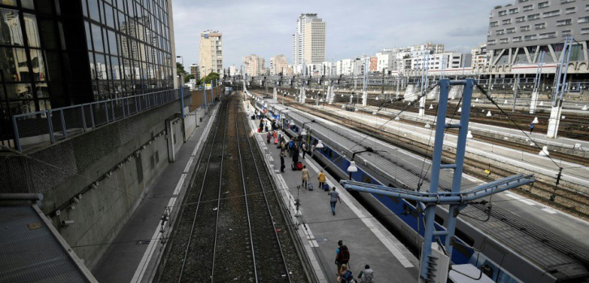 Granville. Paris-Granville : le trafic reprendra lundi matin en gare de Paris/Montparnasse