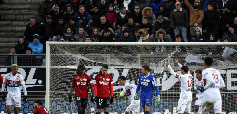 Ligue 1: Lyon revient de loin, l'OM ne lâche rien