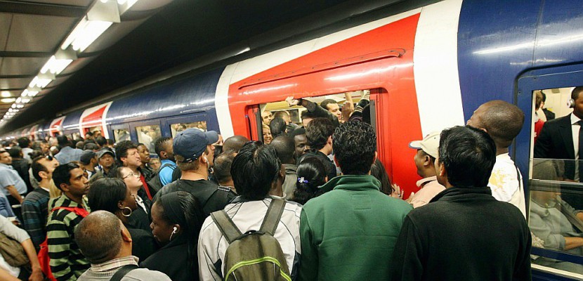 Grève sur les RER A et B pour dénoncer des "tensions chroniques"