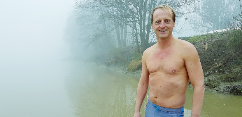 Rouen. Sport extrême : ce médecin de Rouen nage dans une eau à zéro degré !