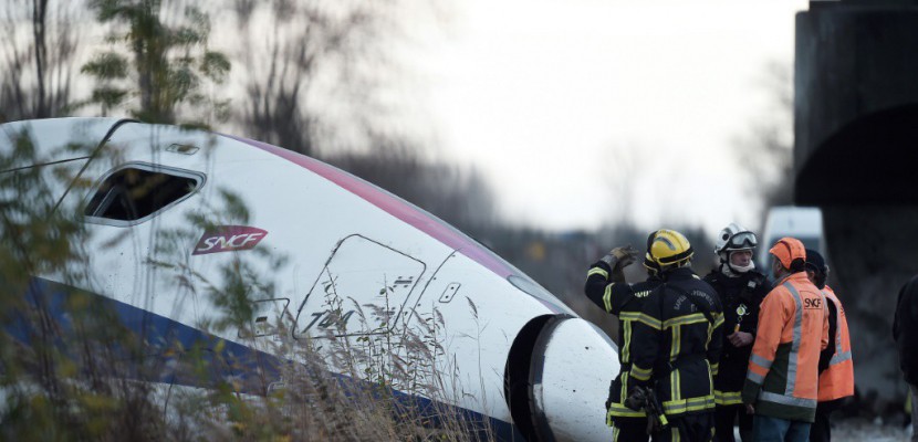 Déraillement du TGV Est en 2015: la SNCF mise en examen pour "homicides involontaires" (source judiciaire)