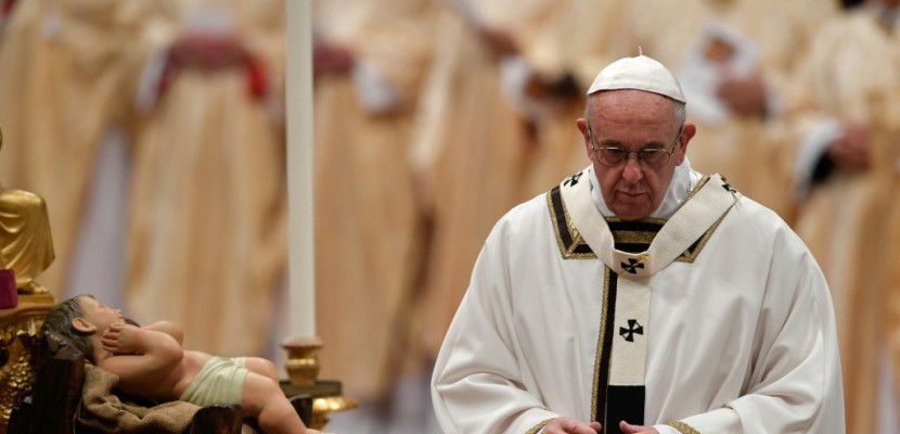 Le pape dénonce l'expulsion des migrants dans un nouvel appel à l'hospitalité