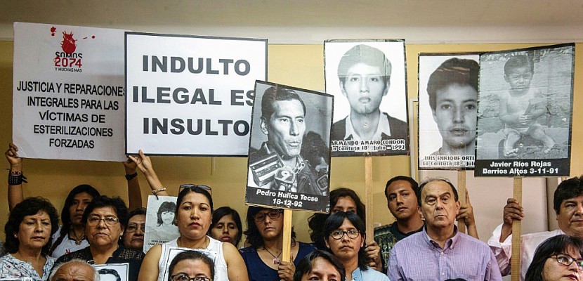 Pérou: un ministre démissionne pour dénoncer la grâce à Fujimori