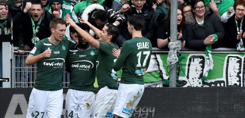 Ligue 1: les Verts respirent, Lyon veut humer l'air des sommets