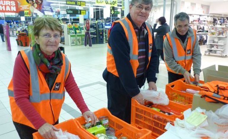 Auchan La Glacerie : point stratégique pour la collecte de la Banque alimentaire