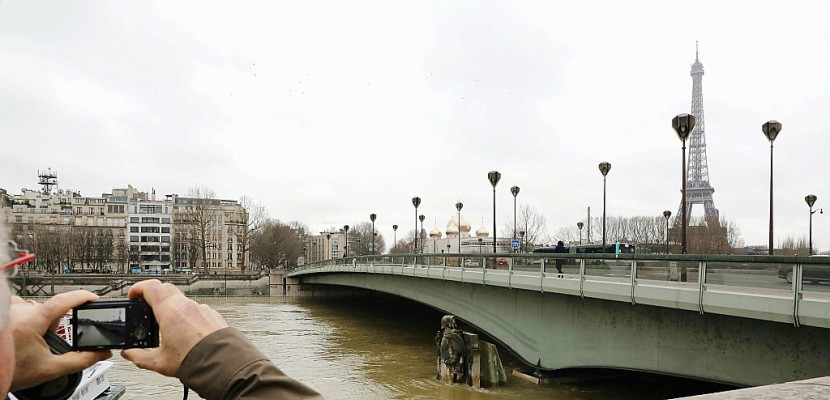 Vigicrues revoit à la baisse ses prévisions sur le pic de crue de la Seine