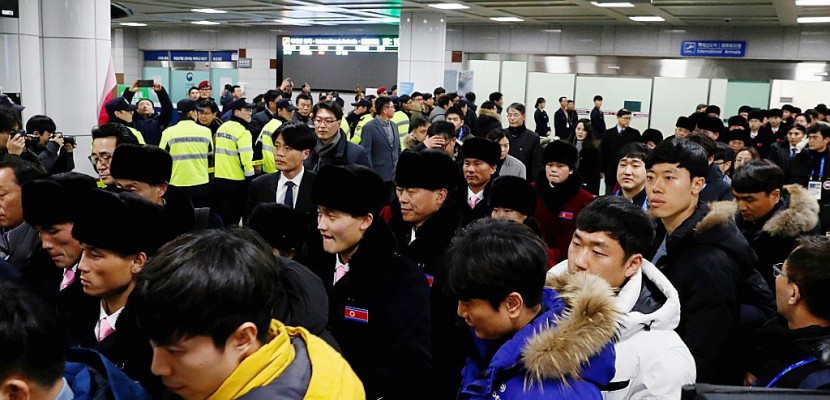 JO-2018: les athlètes nord-coréens sont arrivés au Sud