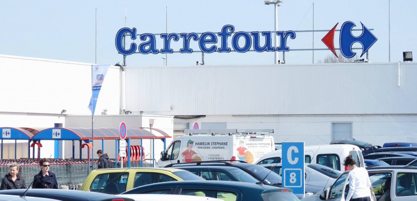 Saint-Étienne-du-Rouvray. Huit magasins Carrefour pourraient fermer en Seine-Maritime et dans l'Eure