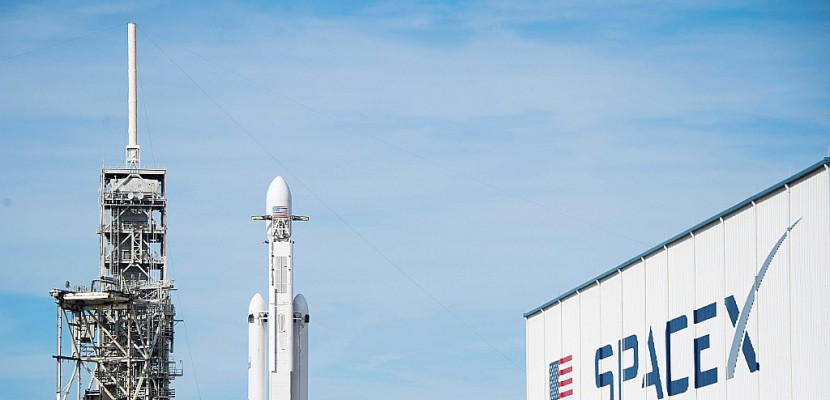 SpaceX sur le point de lancer "la fusée la plus puissante du monde"