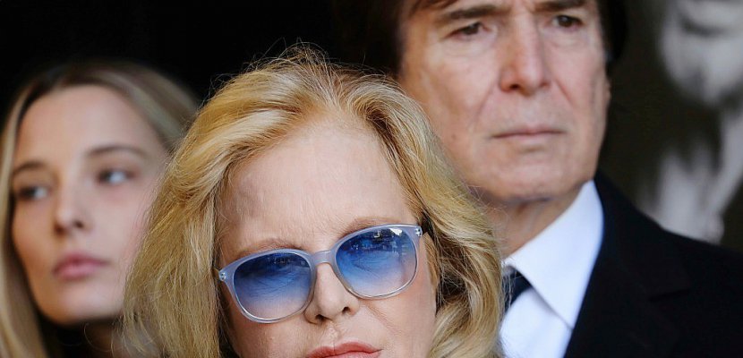 Héritage Johnny: Sylvie Vartan "consternée" par les "fausses informations" sur son fils