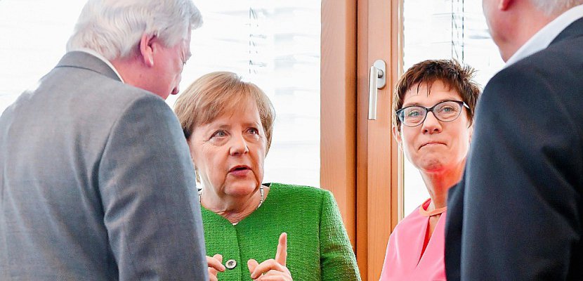 Angela Merkel prépare sa succession en Allemagne