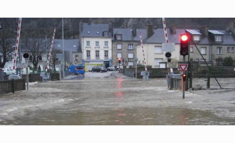 Inondations à Cherbourg : un an après, les habitants sont inquiets