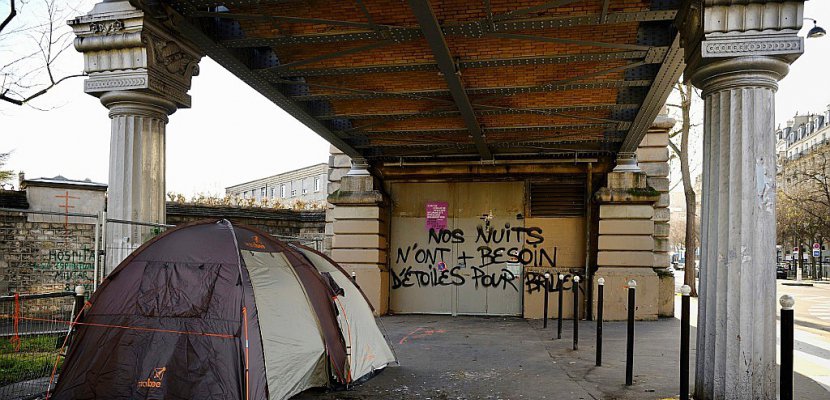 "Près de 3.000" sans-abri dénombrés lors d'un premier recensement à Paris