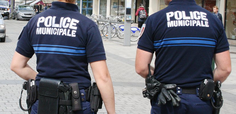 Caen. Caen : un policier municipal agressé à coup de pied au visage