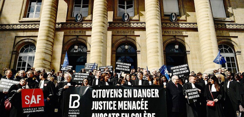 Journée "justice morte" des avocats: les tribunaux au ralenti