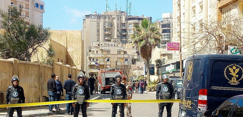 Egypte: explosion d'une voiture piégée à Alexandrie, un policier tué