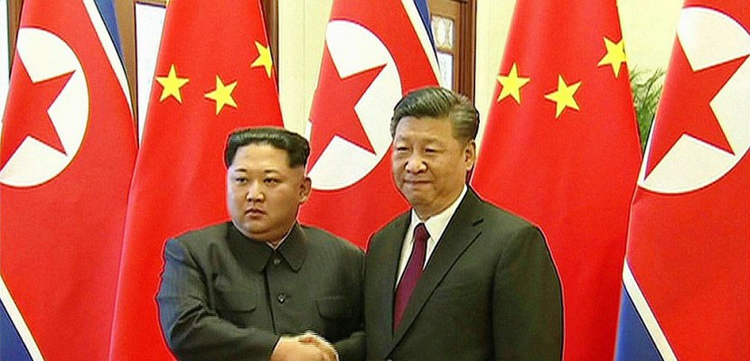 Kim Jong Un accueilli en grande pompe à Pékin avant son sommet avec Trump