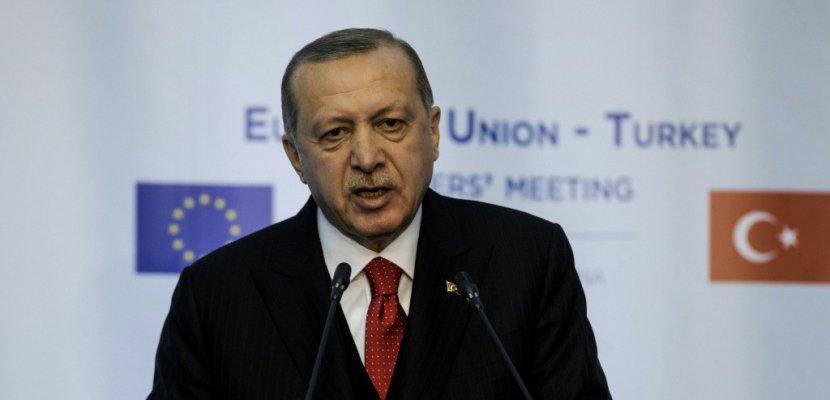 La Turquie rejette toute médiation française avec une force arabo-kurde en Syrie 