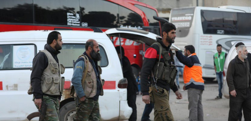 Syrie: des rebelles évacuent, le régime en passe de reprendre toute la Ghouta orientale