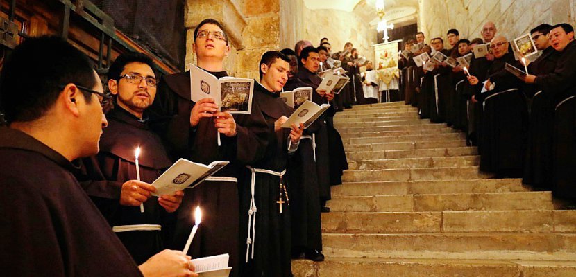 Les Franciscains, fidèles gardiens depuis des siècles du tombeau de Jésus