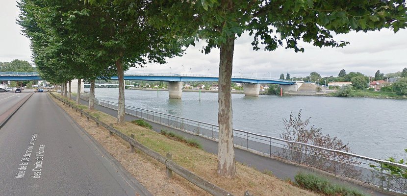 Elbeuf. Elbeuf : trois policiers sauvent un homme qui s'était jeté dans la Seine