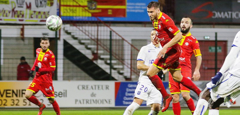 Football (Ligue 2) : QRM n'a rien pu faire contre Nîmes
