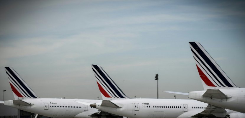 Grève à Air France: 75% des vols seront assurés lundi