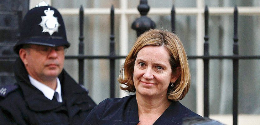 GB: Démission de la ministre de l'Intérieur, coup dur pour Theresa May