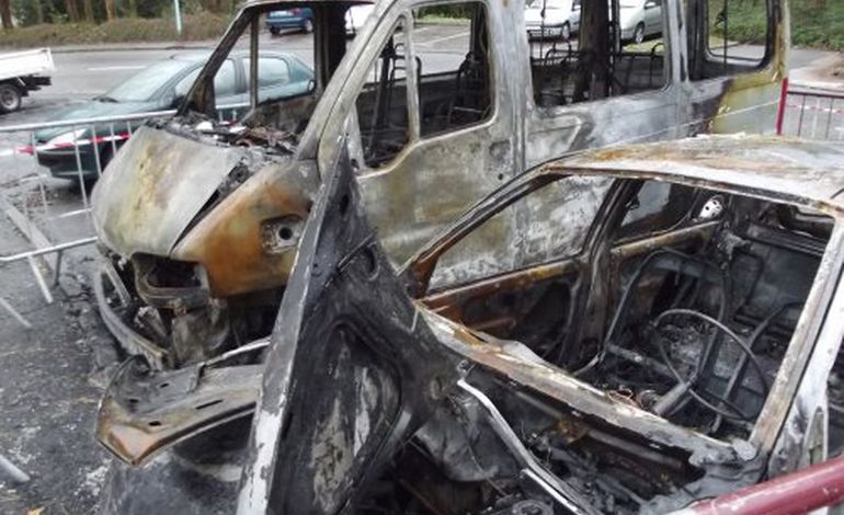 Cherbourg : des véhicules incendiés aux Provinces