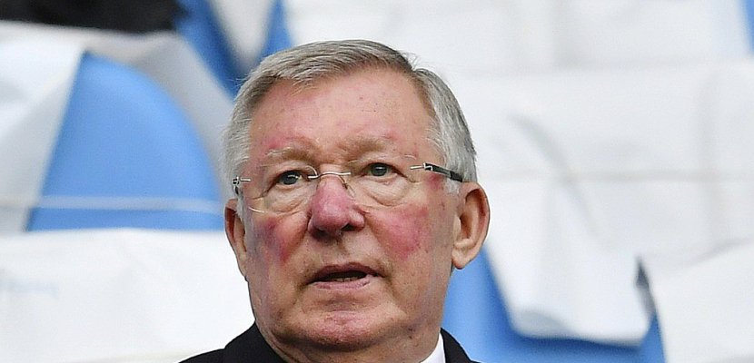 Sir Alex Ferguson, l'entraîneur légendaire de Manchester United, opéré du cerveau (club)