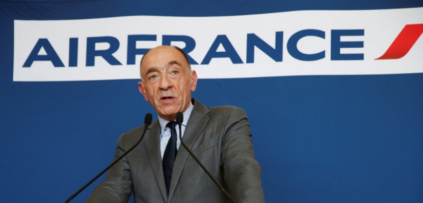 Grève: Air France prévoit d'assurer "près de 85%" de vols lundi