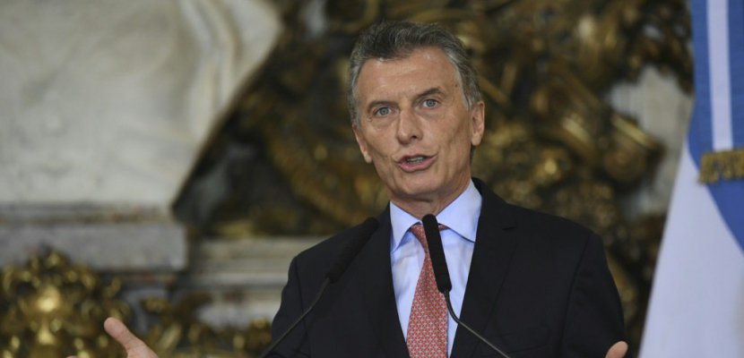 Chahutée sur les marchés, l'Argentine appelle le FMI au secours