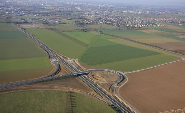 La nouvelle autoroute A813 est ouverte à la circulation