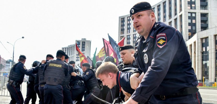 Manifestation pour un "internet libre" à Moscou, plus de 20 arrestations
