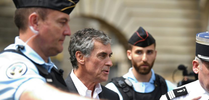 Jérôme Cahuzac condamné à 2 ans ferme, devrait échapper à la prison