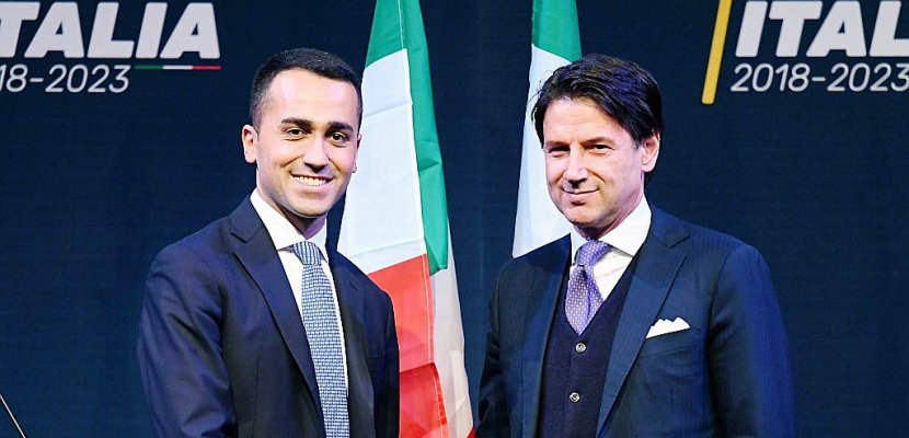 Gouvernement en Italie: le président prend une pause de réflexion