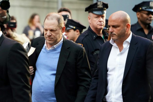 Weinstein se livre à la police avant une probable inculpation pour agressions sexuelles